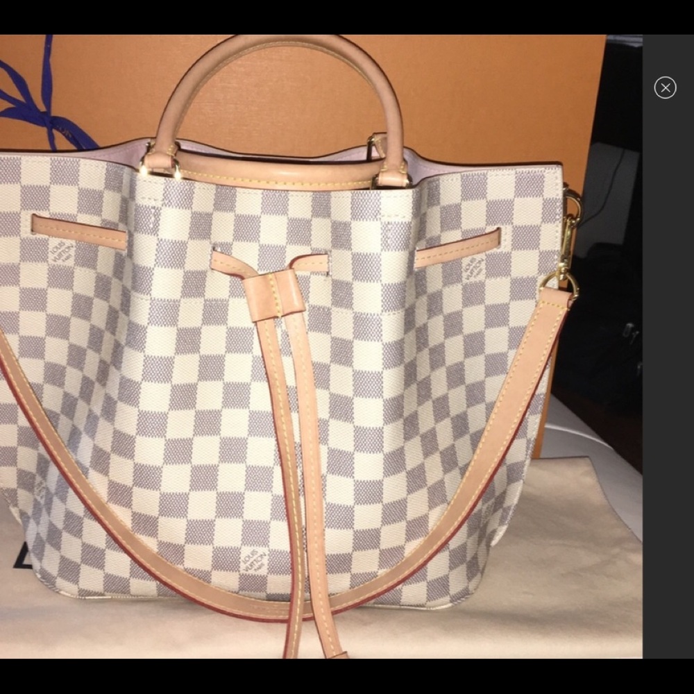 Coming soon!! LV Girolata! 😍😍